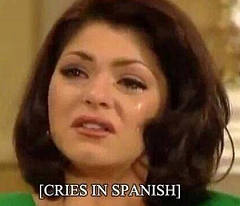 Ella llora en español